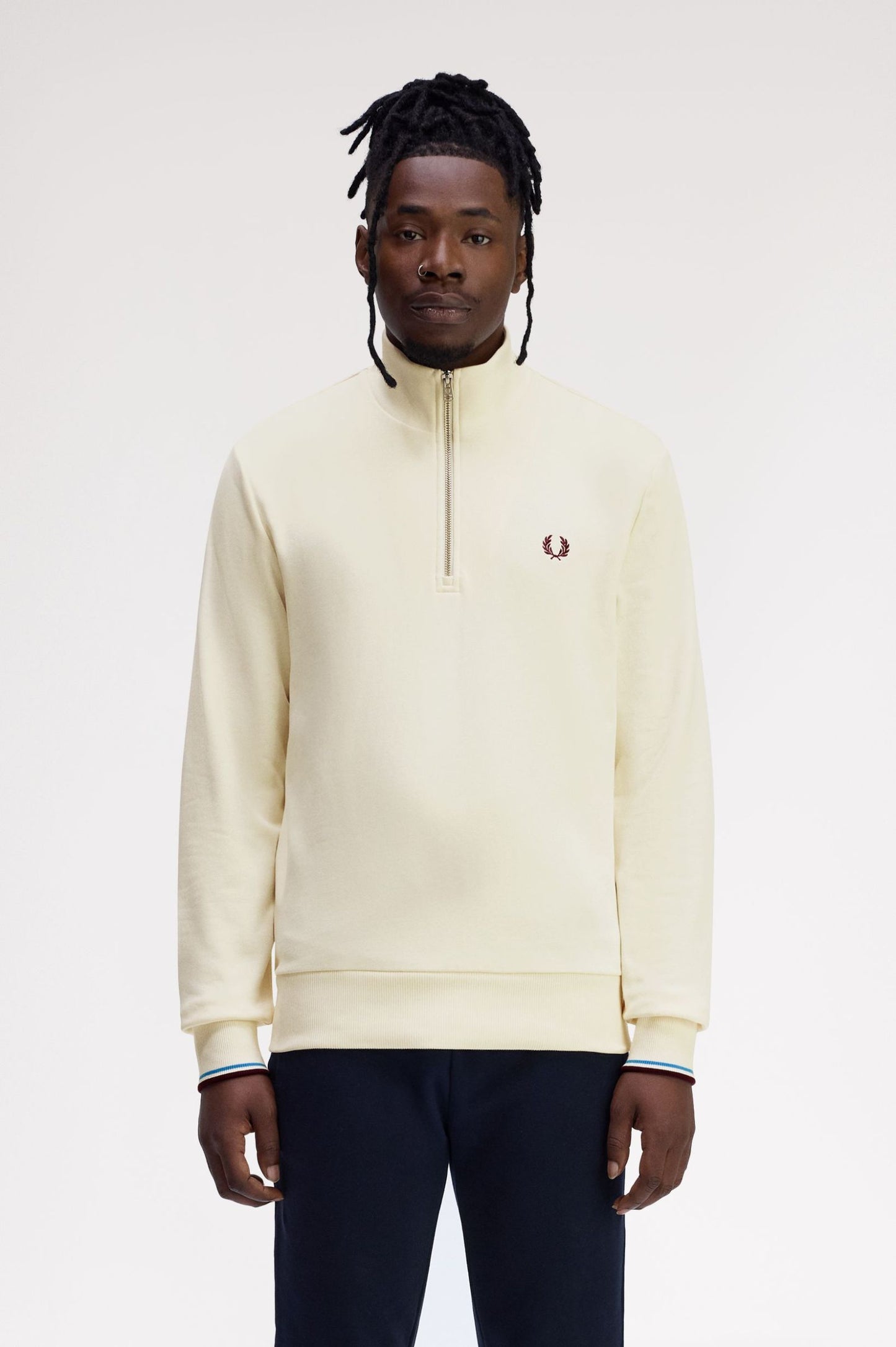 FRED PERRY HALF ZIP SWEATSHIRT