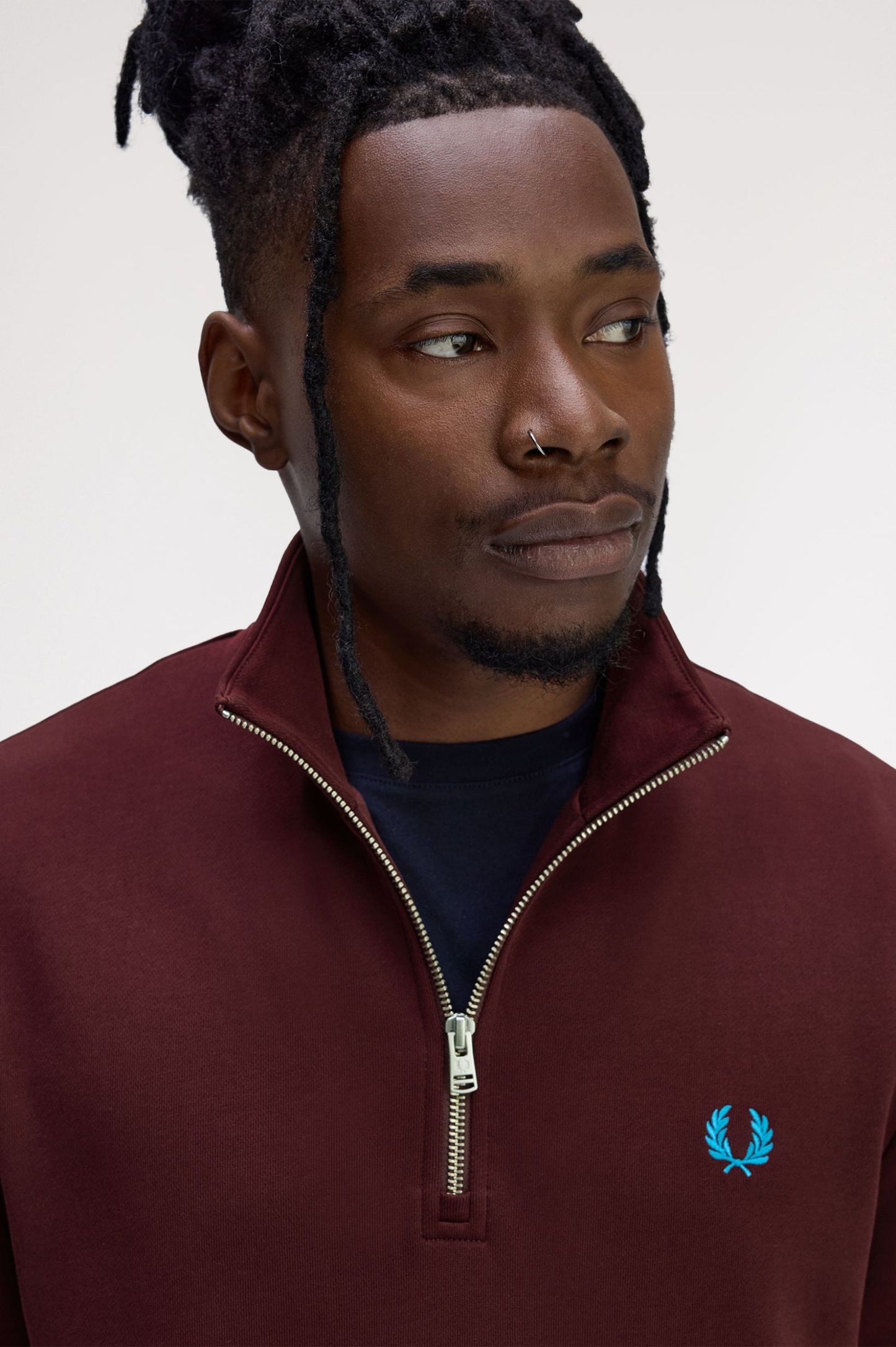 FRED PERRY HALF ZIP SWEATSHIRT