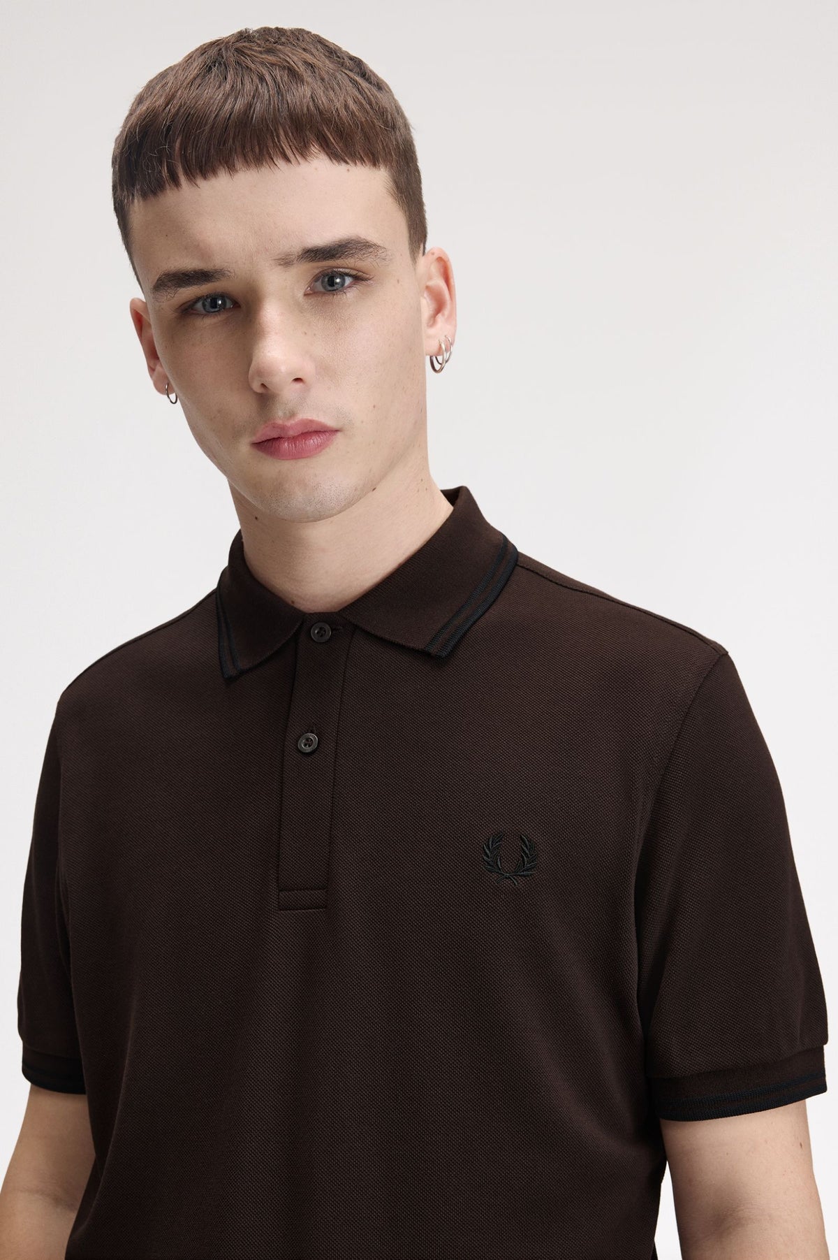 THE FRED PERRY TWIN TIPPED  SHIRT