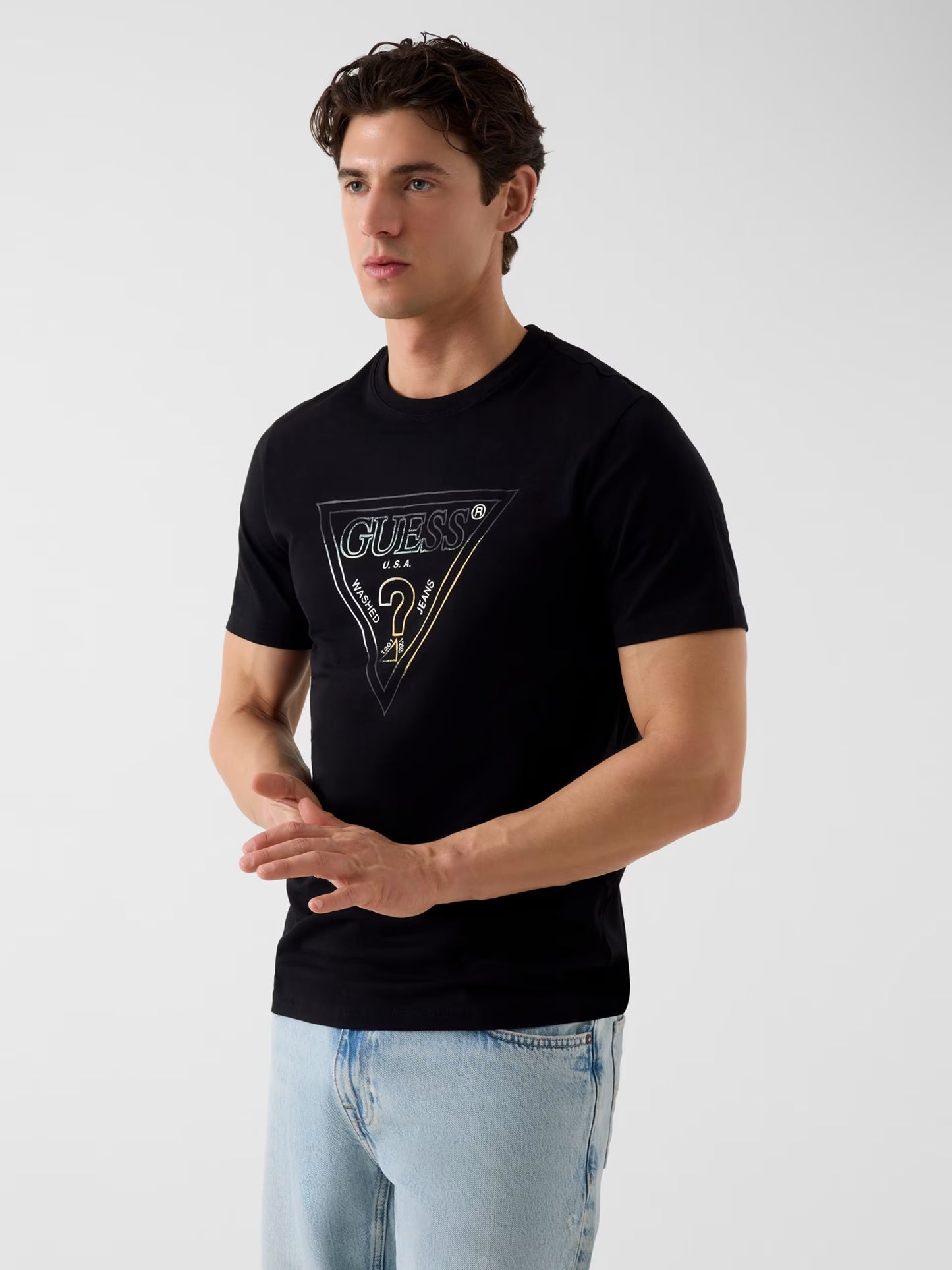 GUESS HD TRIANGLE LOGO T SHIRT