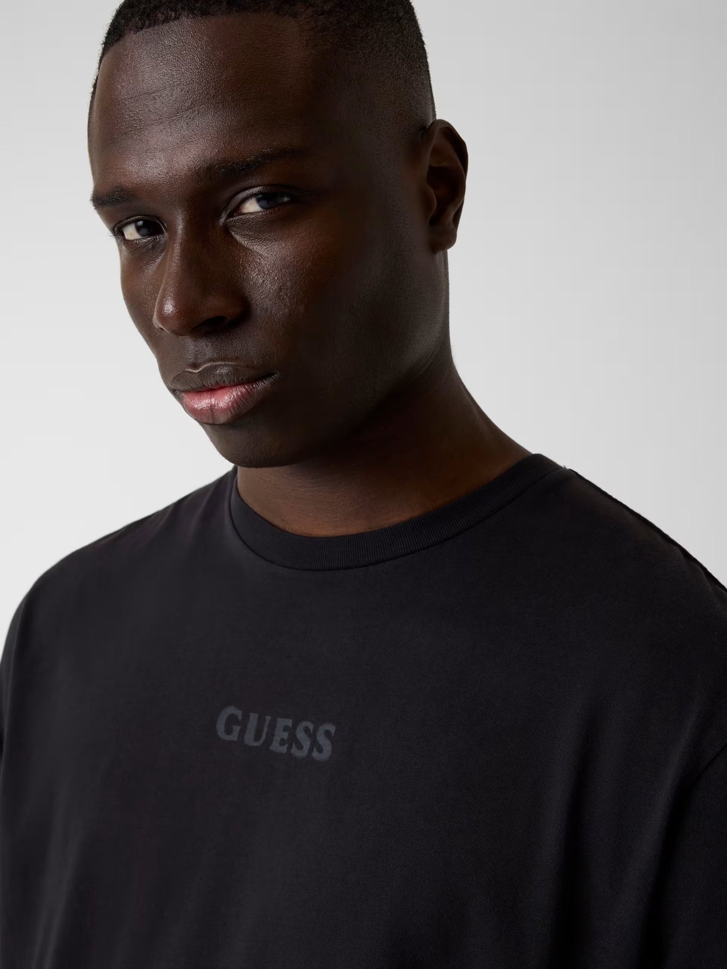 GUESS QUATTRO G BACKPRINT T SHIRT