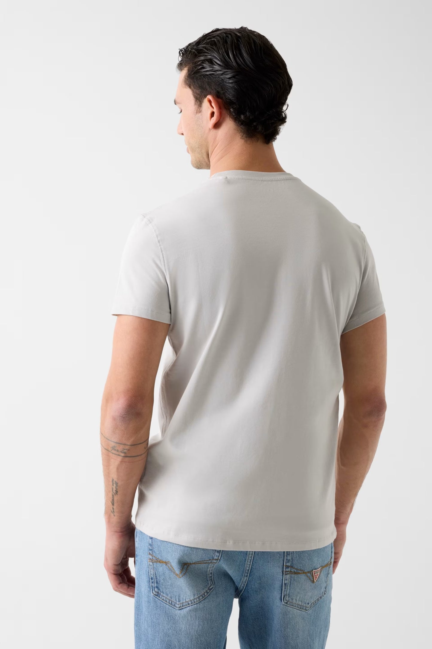 GUESS MAN OVERSIZED LOGO T SHIRT