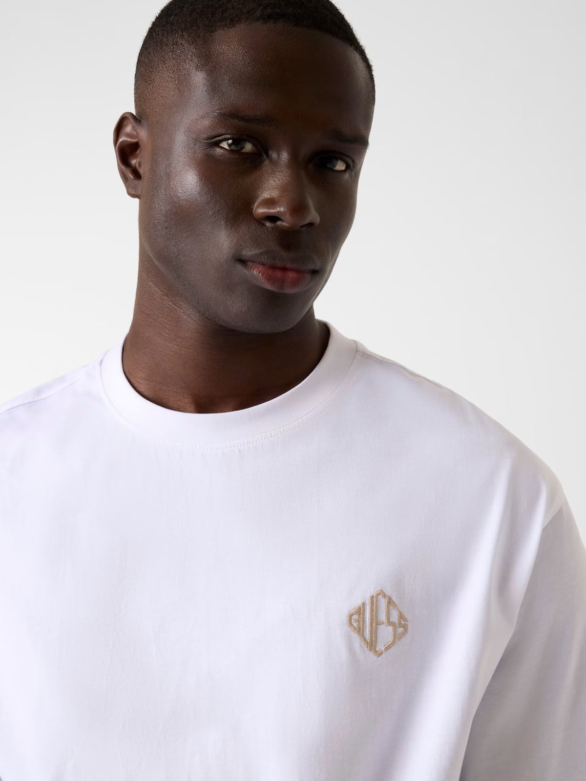 GUESS DIAMANTE LOGO OVERSIZED T SHIRT