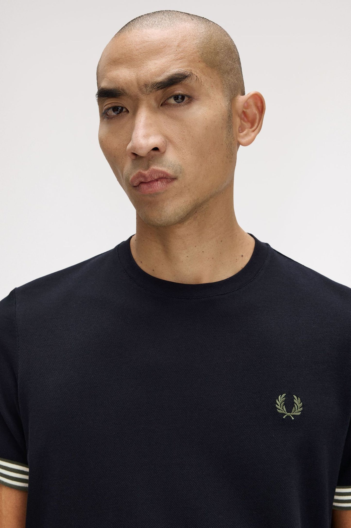FRED PERRY STRIPED CUFF T SHIRT