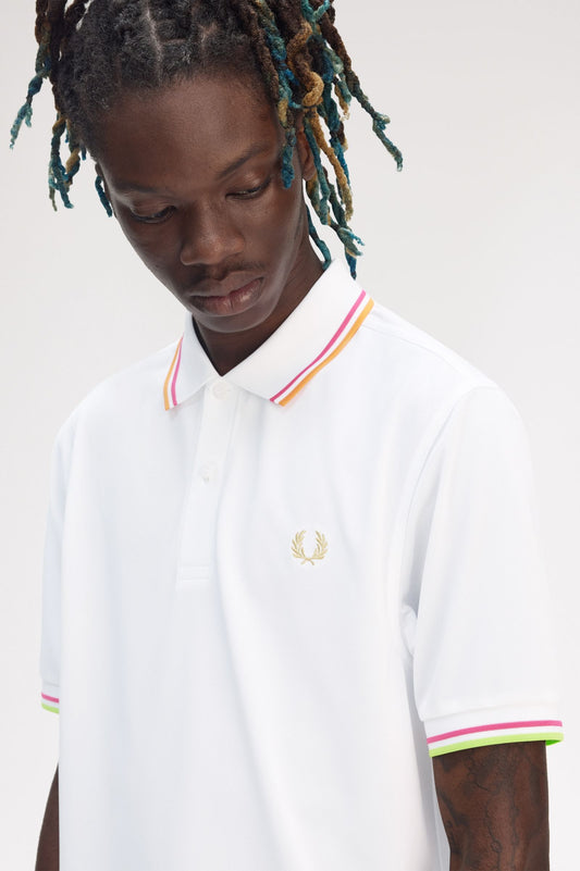 FRED PERRY ON COURT TWIN TIPPED FP SHIRT