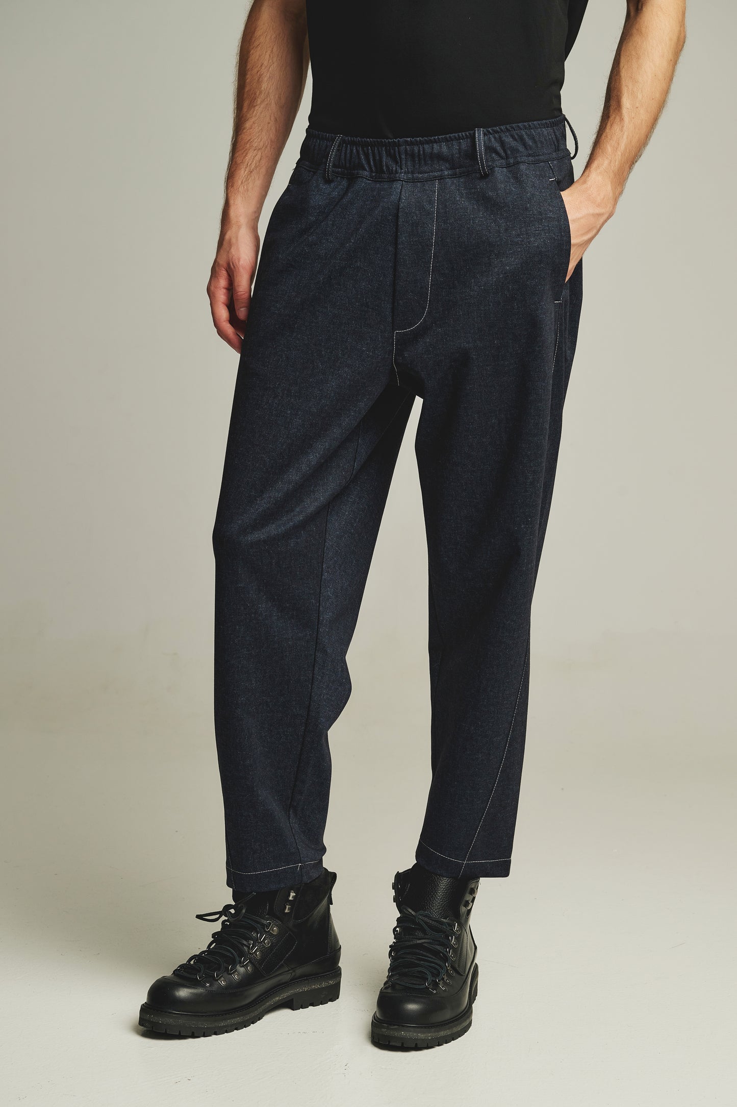 P/COC LIGHT EMBROIDERED OVERSIZED PANTS