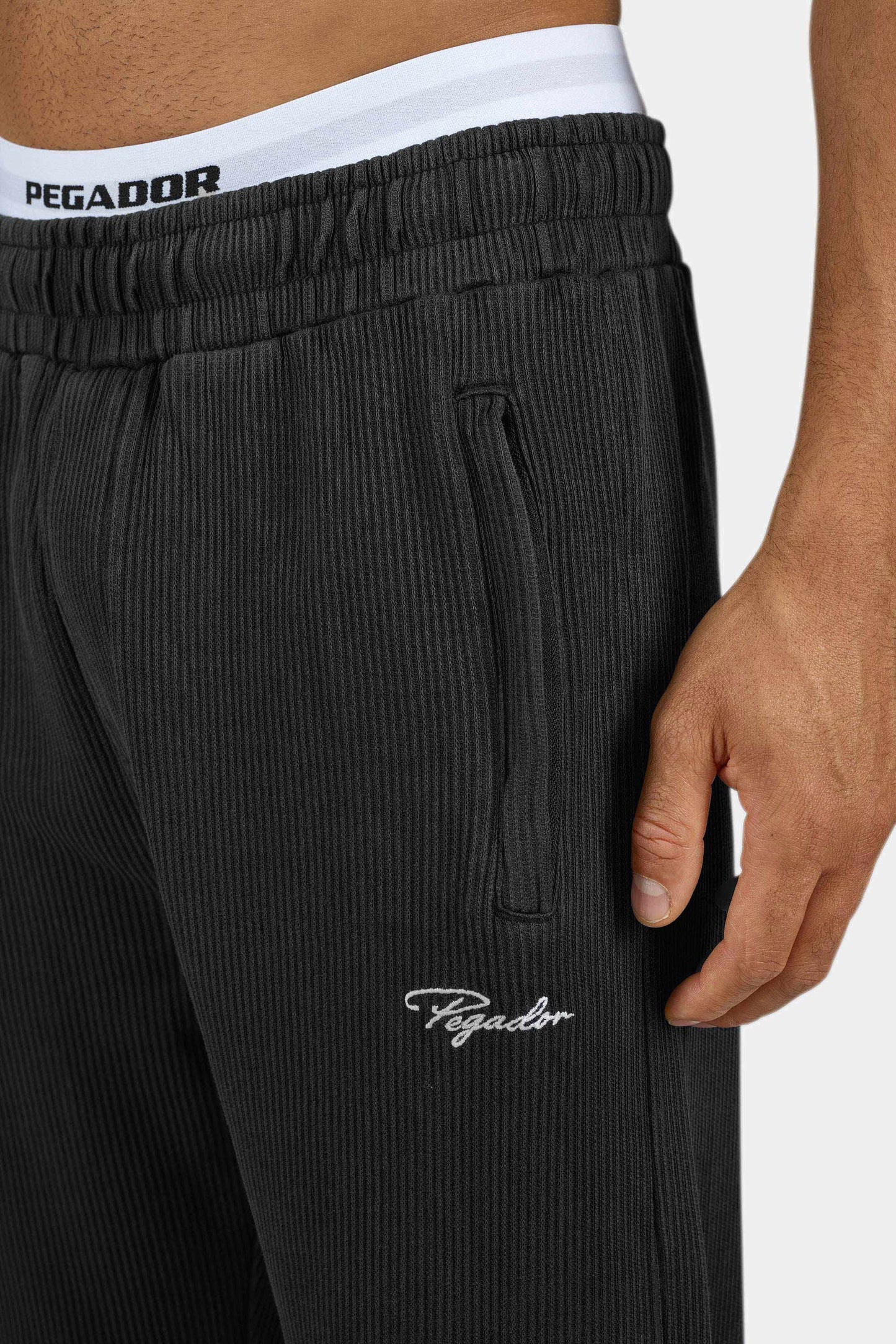 PEGADOR SIGNAR WIDE RIB PANTS