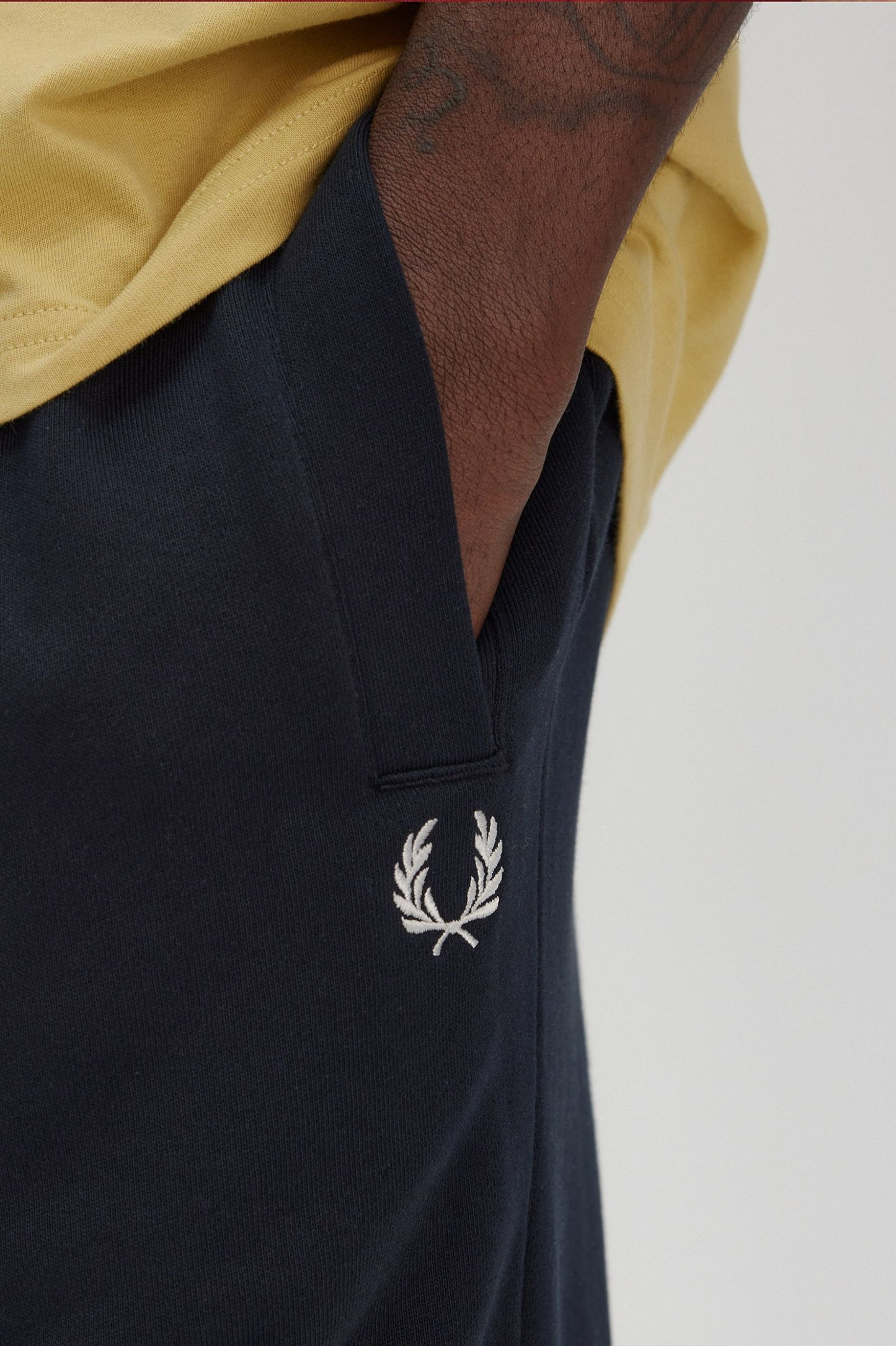 FRED PERRY CLASSIC SWEAT SHORT