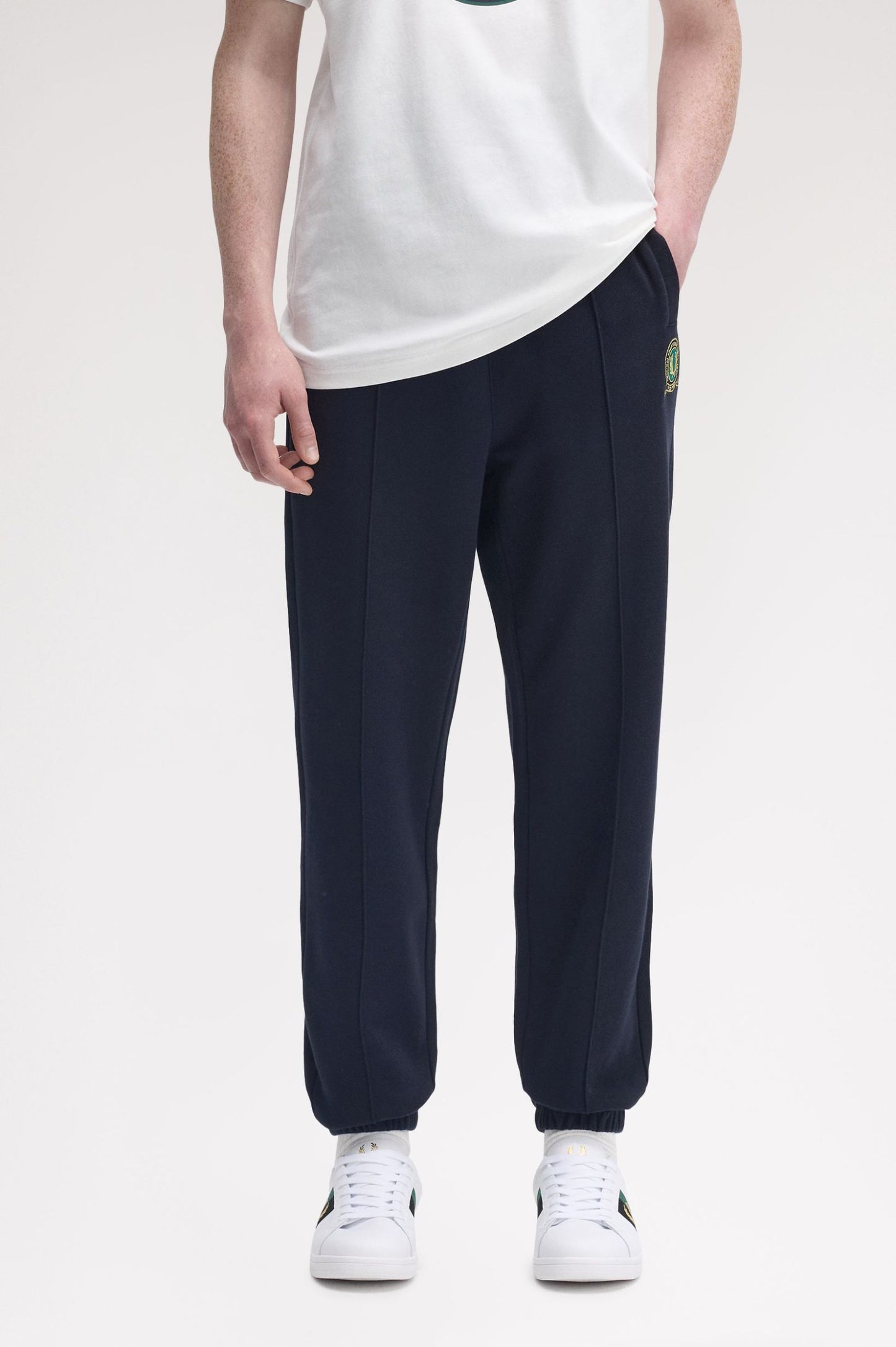 FRED PERRY TENNIS BADGE TRACK PANTS