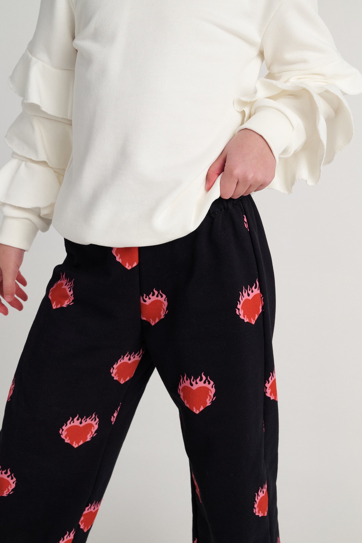 FLAMING HEARTS RUFFLES TOP & ALLOVER PRINT PANTS