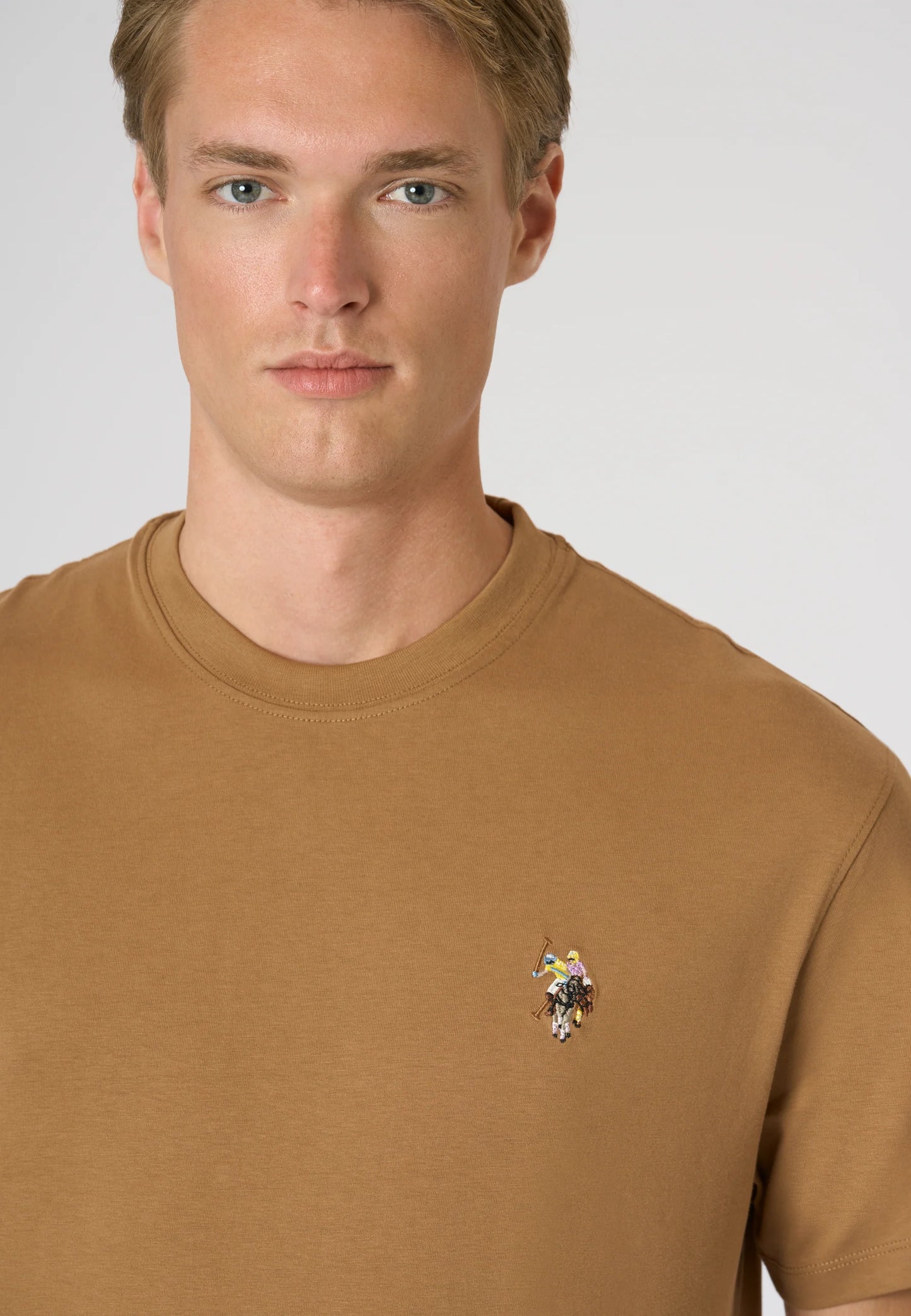 U.S POLO ASSN MAN COLORED LOGO CREW NECK T SHIRT