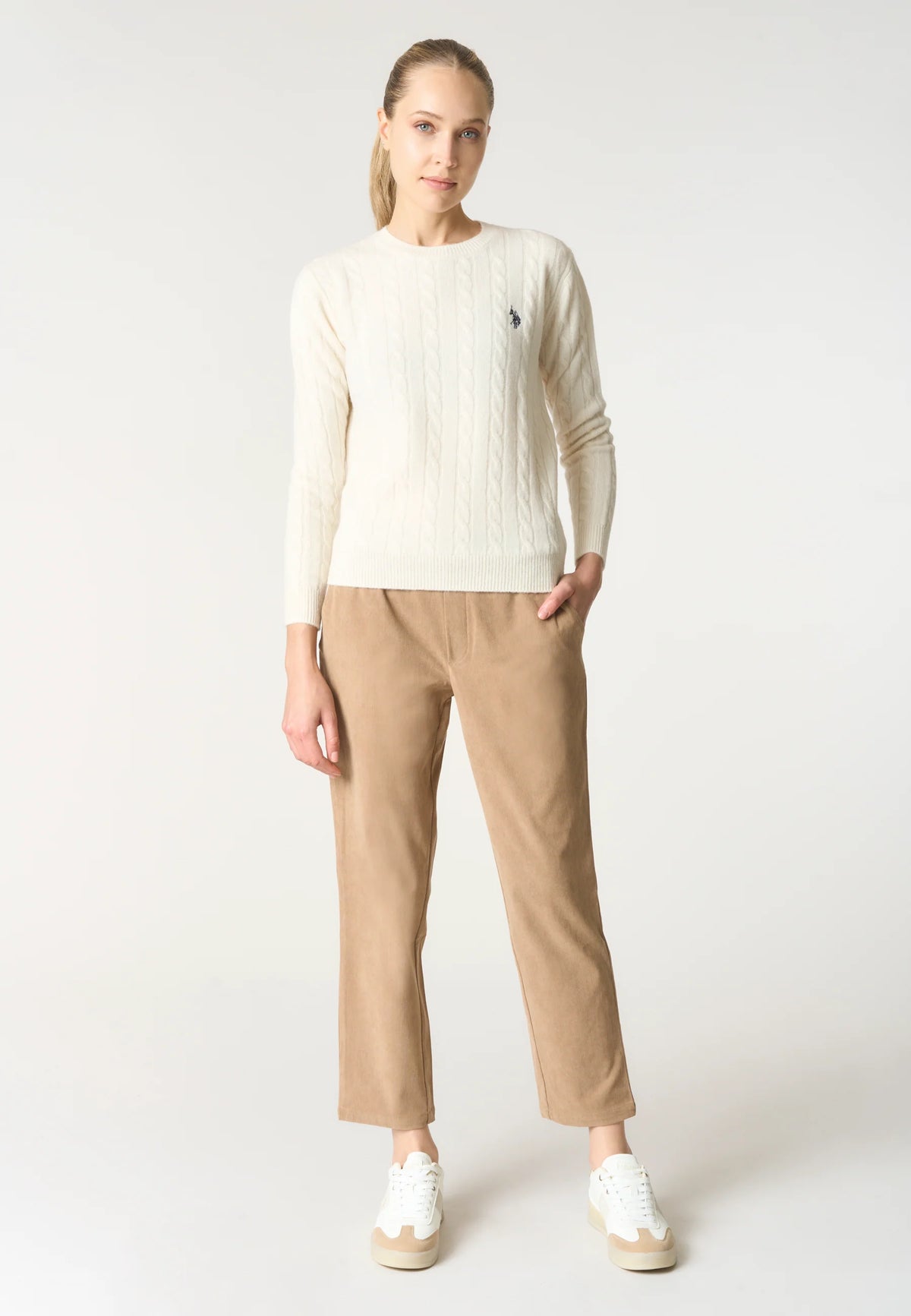 U.S POLO ASSN WOMAN CREW NECK WOOL CABLE KNIT SWEATER