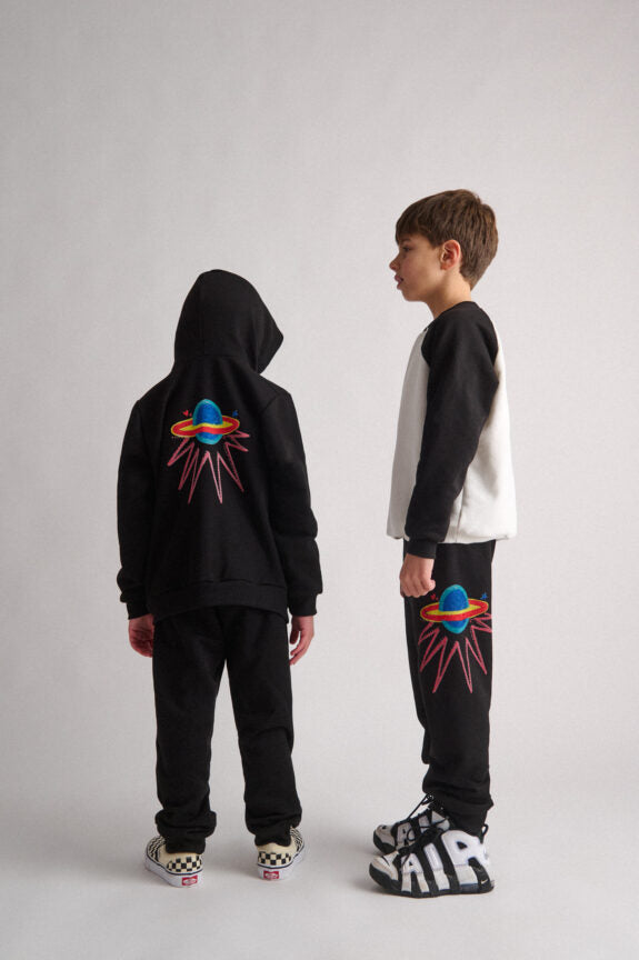 TWO IN A CASTLE UNIVERSE OF LOVE SET