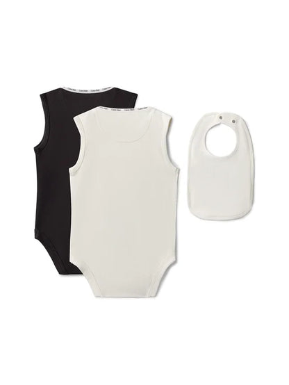 CALVIN KLEIN NEWBORN SLEEVELESS BIB GIFTPACK