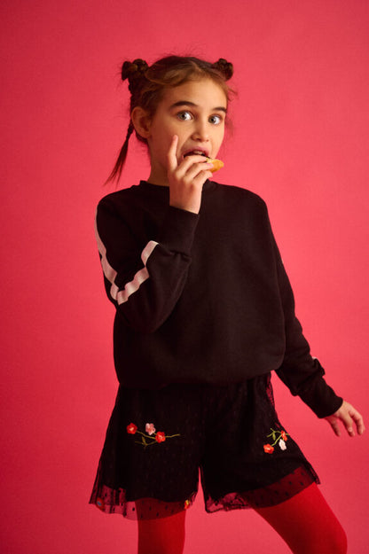 TWO IN A CASTLE KIDS SET TOP&EMBROIDERED SHORT