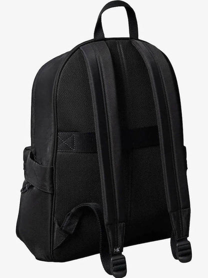 CALVIN KLEIN KIDS SOLID MONOLOGO BACKPACK