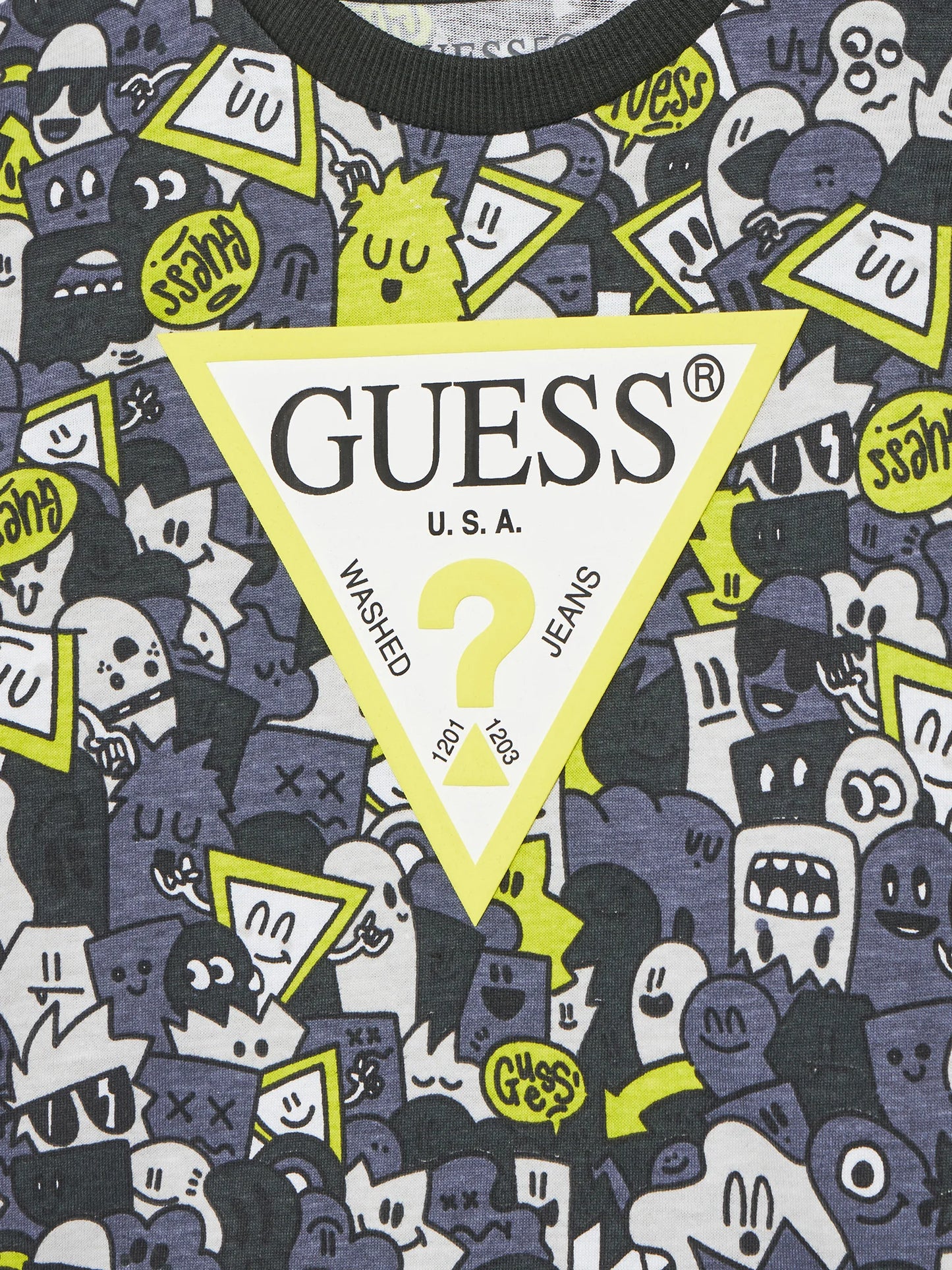 GUESS KIDS SET T SHIRT & ACTIVE PANTS