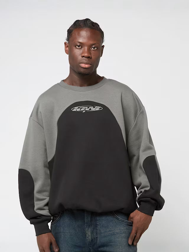 KARL KANI ELIPSE OS OVERSIZED CREW NECK