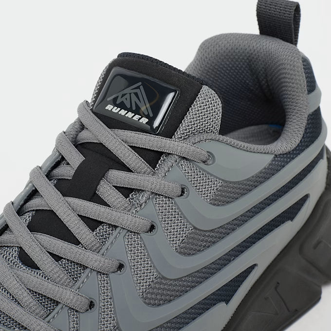 KARL KANI RUNNER 2 SNEAKERS