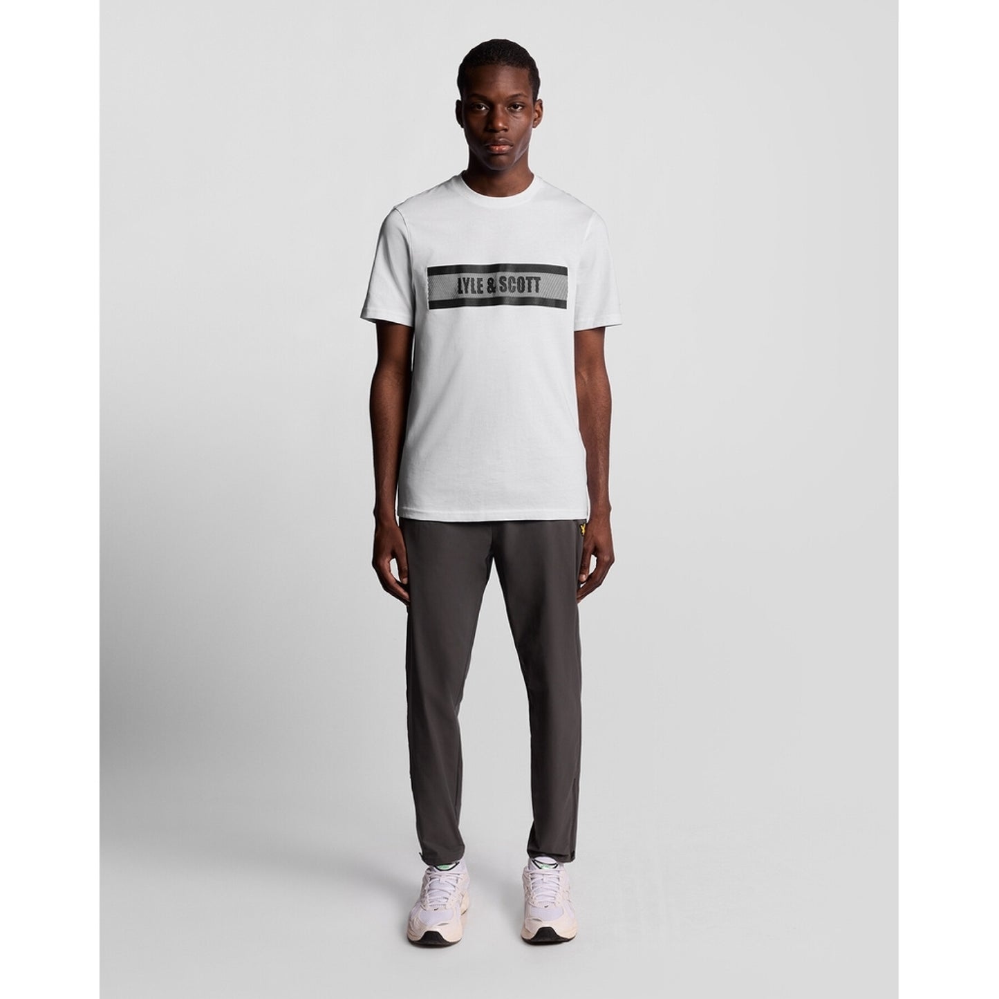 LYLE&SCOTT LOGO STRIPED GRAPHIC T SHIRT