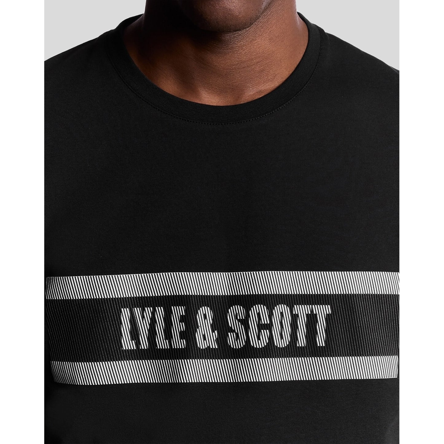 LYLE&SCOTT STRIPED GRAPHIC LOGO T SHIRT
