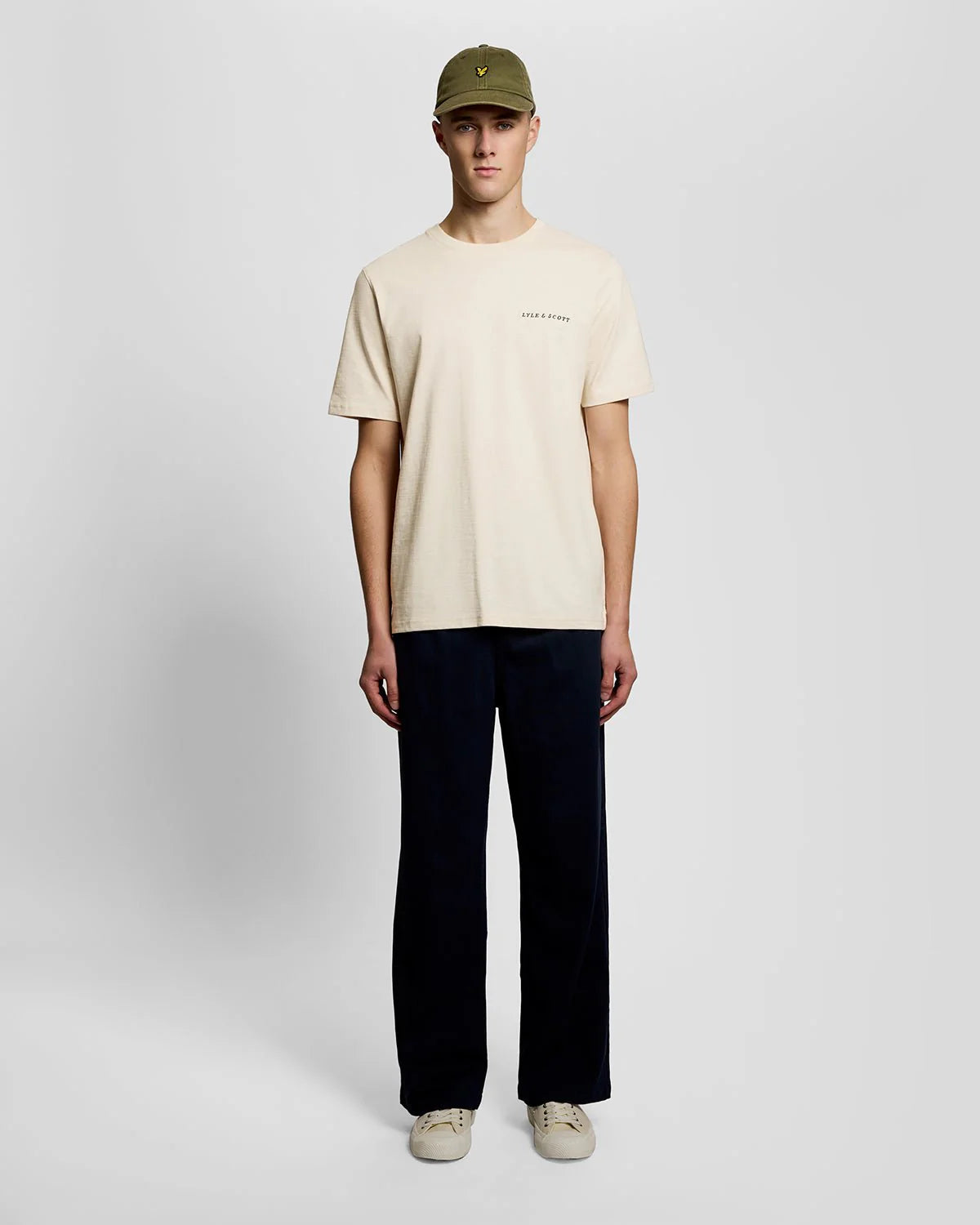 LYLE & SCOTT SCRIPT LOGO COTTON CREW NECK