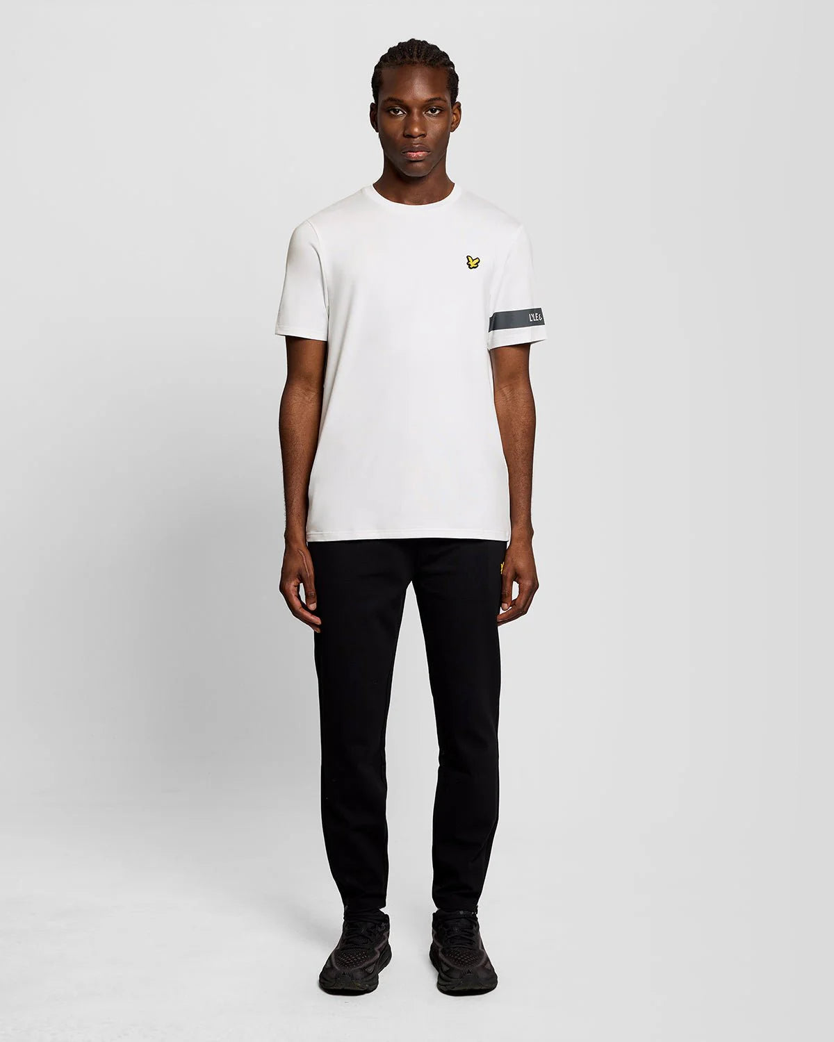 LYLE & SCOTT SPORTS SLEEVE DETAIL T-SHIRT