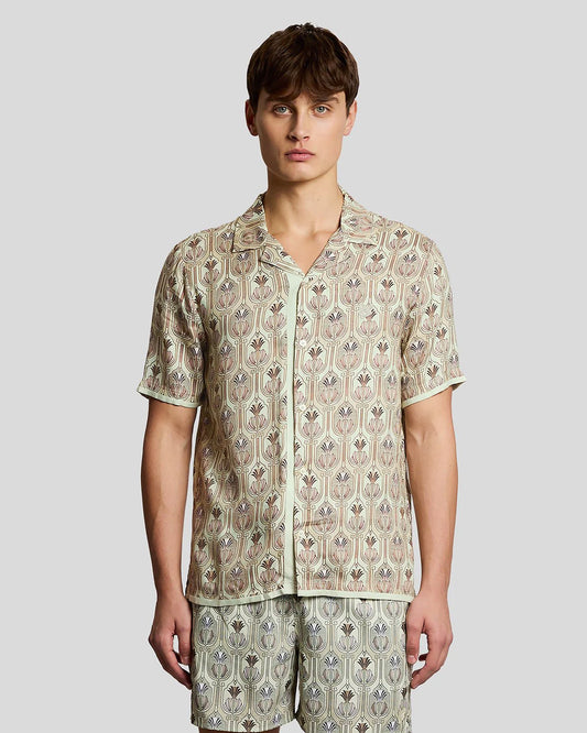LYLE & SCOTT SS BOTANICAL GRAPHIC SHIRT
