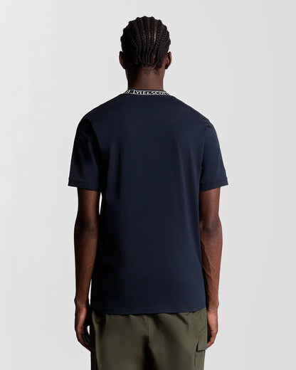 LYLE & SCOTT COLLAR LOGO RIBBED T SHIRT