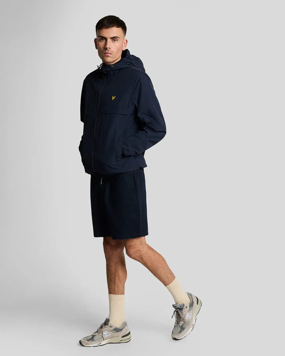 LYLE & SCOTT COTTON LINEN DRAWSTRING SHORT