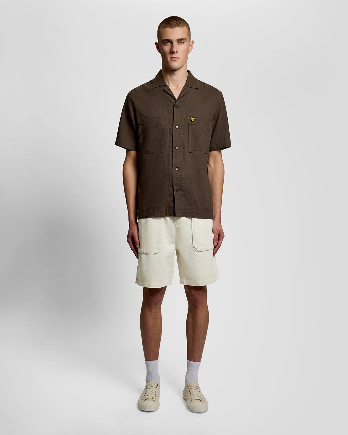 LYLE & SCOTT COTTON LINEN SHORTS
