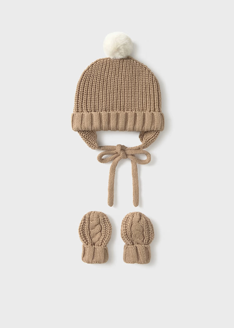 MAYORAL NEWBORN BOY KNITTED HAT AND MITTENS SET