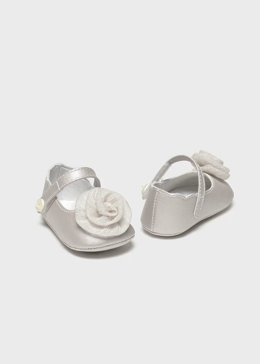 MAYORAL NEWBORN FLOWER MARY JANES SHOES
