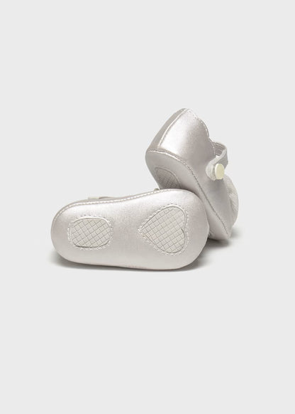 MAYORAL NEWBORN FLOWER MARY JANES SHOES