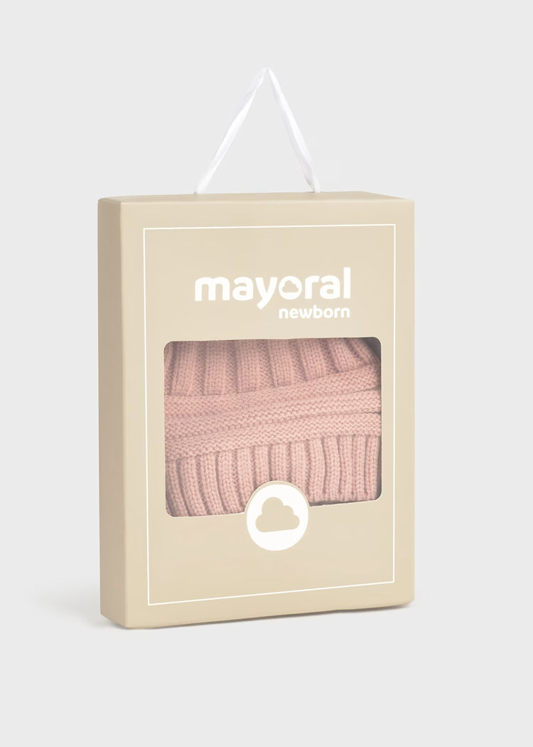 MAYORAL NEWBORNS HAT AND MITTENS SET