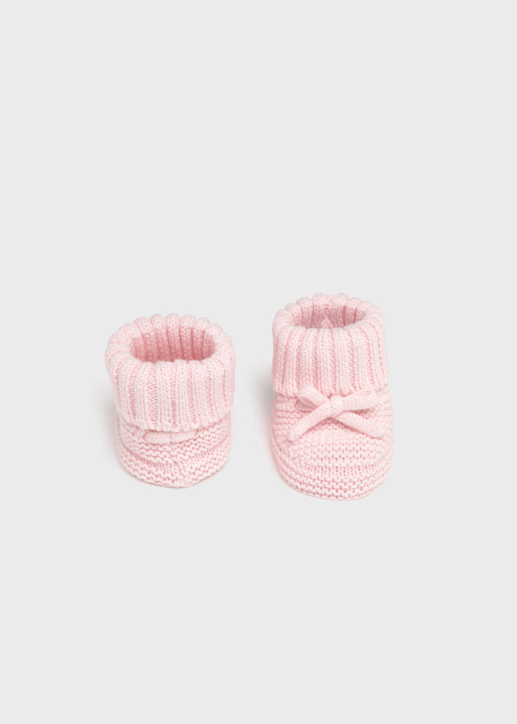 MAYORAL NEWBORN KNITTED BOOTIES