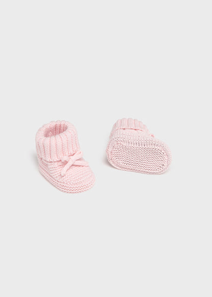 MAYORAL NEWBORN KNITTED BOOTIES