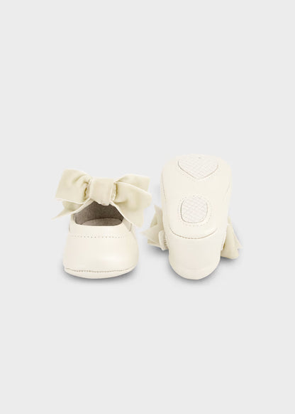 MAYORAL NEWBORN BABY BOW BUCKLE SHOES